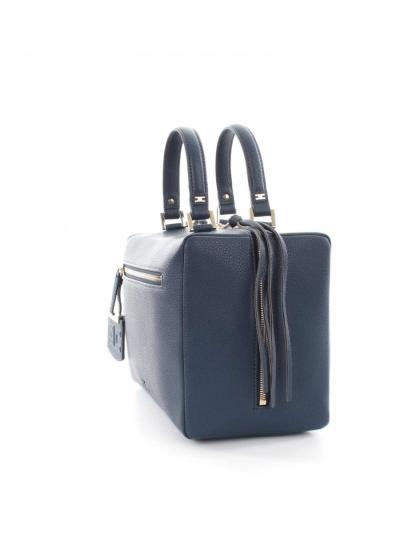 Il classico bauletto in pelle sintetica