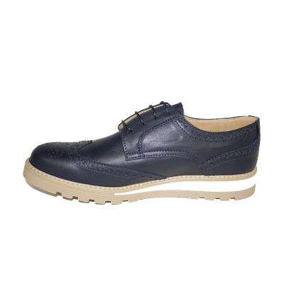SCARPA STRINGATA TRAFORATA