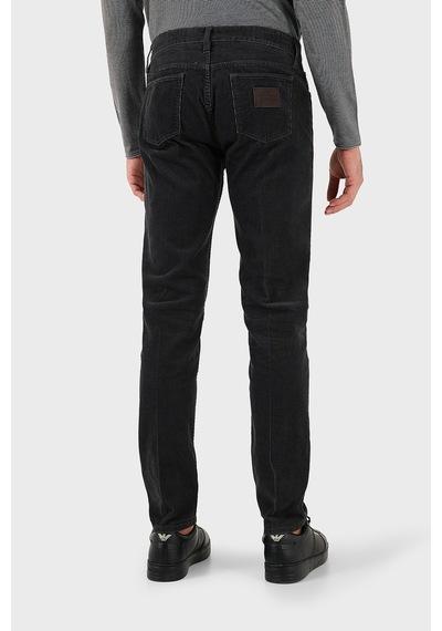 JEANS IN VELLUTO A COSTE VESTIBILITÁ SLIM