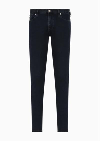 Jeans J06 slim fit in comfort denim